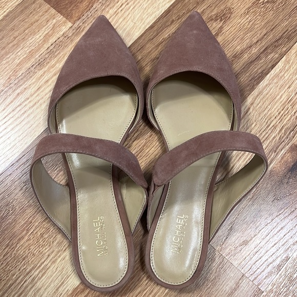 💫Like New💫 Michael Kors Pointed Toe Slip-on Flats - 7.5 - Picture 2 of 6
